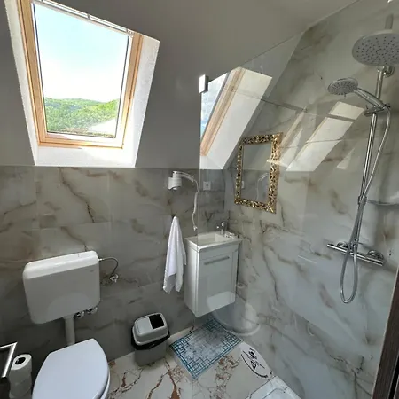 House - 5 Gasthof Zolaci
